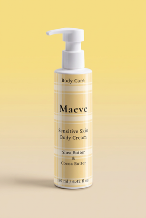 Sensitive Skin Body Cream met Maeve-achtergrond